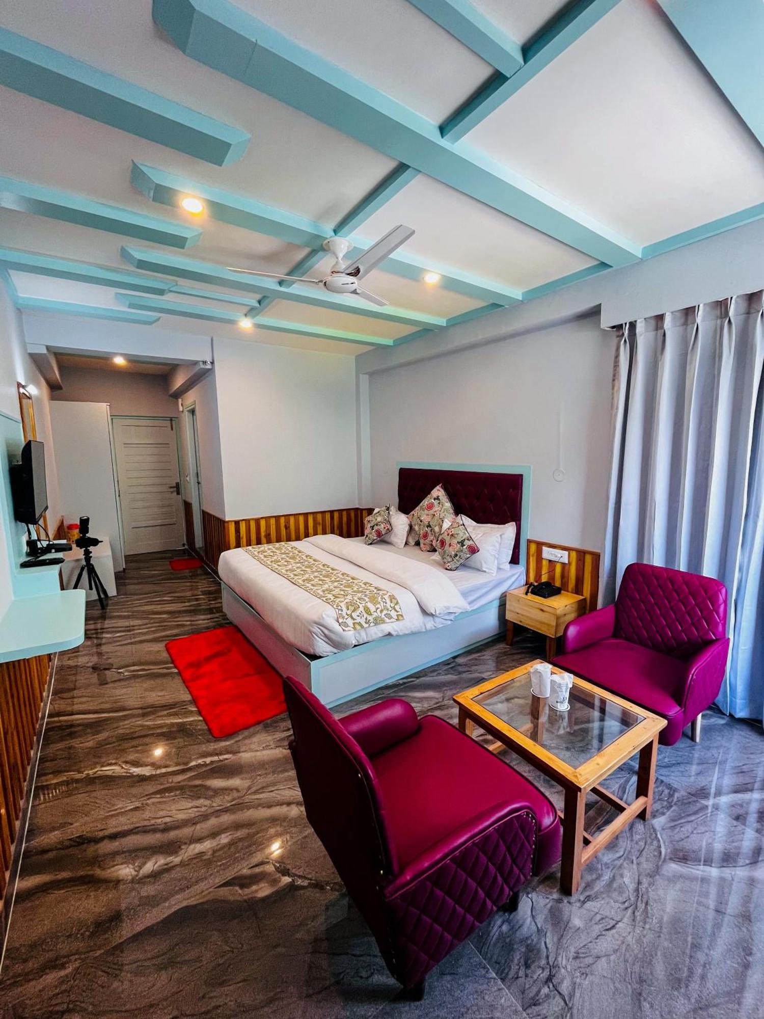 Hotel Apple Flower Manāli Dış mekan fotoğraf