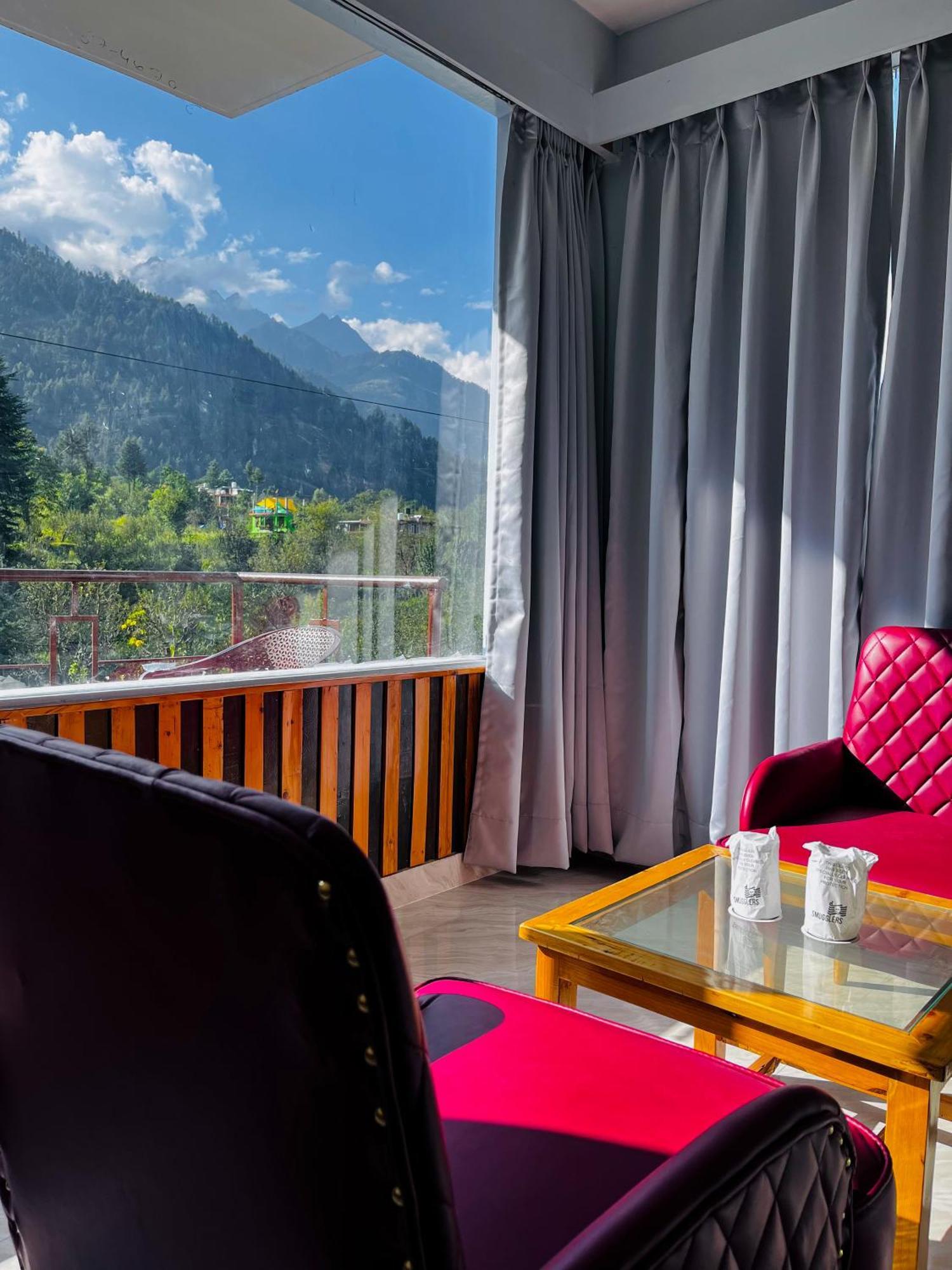Hotel Apple Flower Manāli Dış mekan fotoğraf