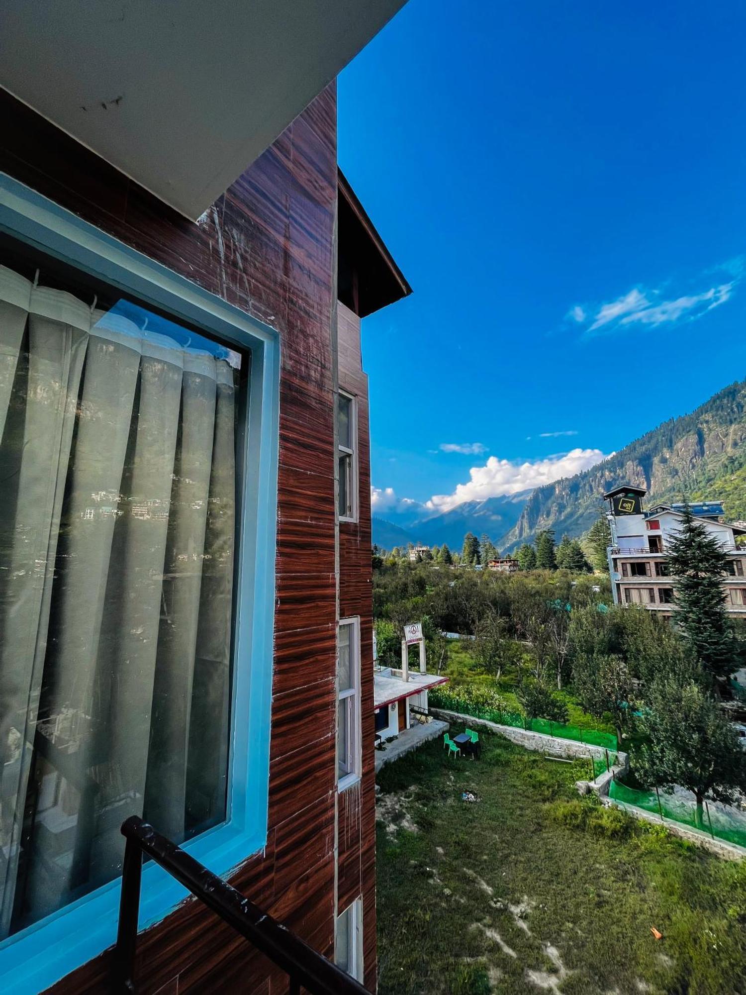 Hotel Apple Flower Manāli Dış mekan fotoğraf