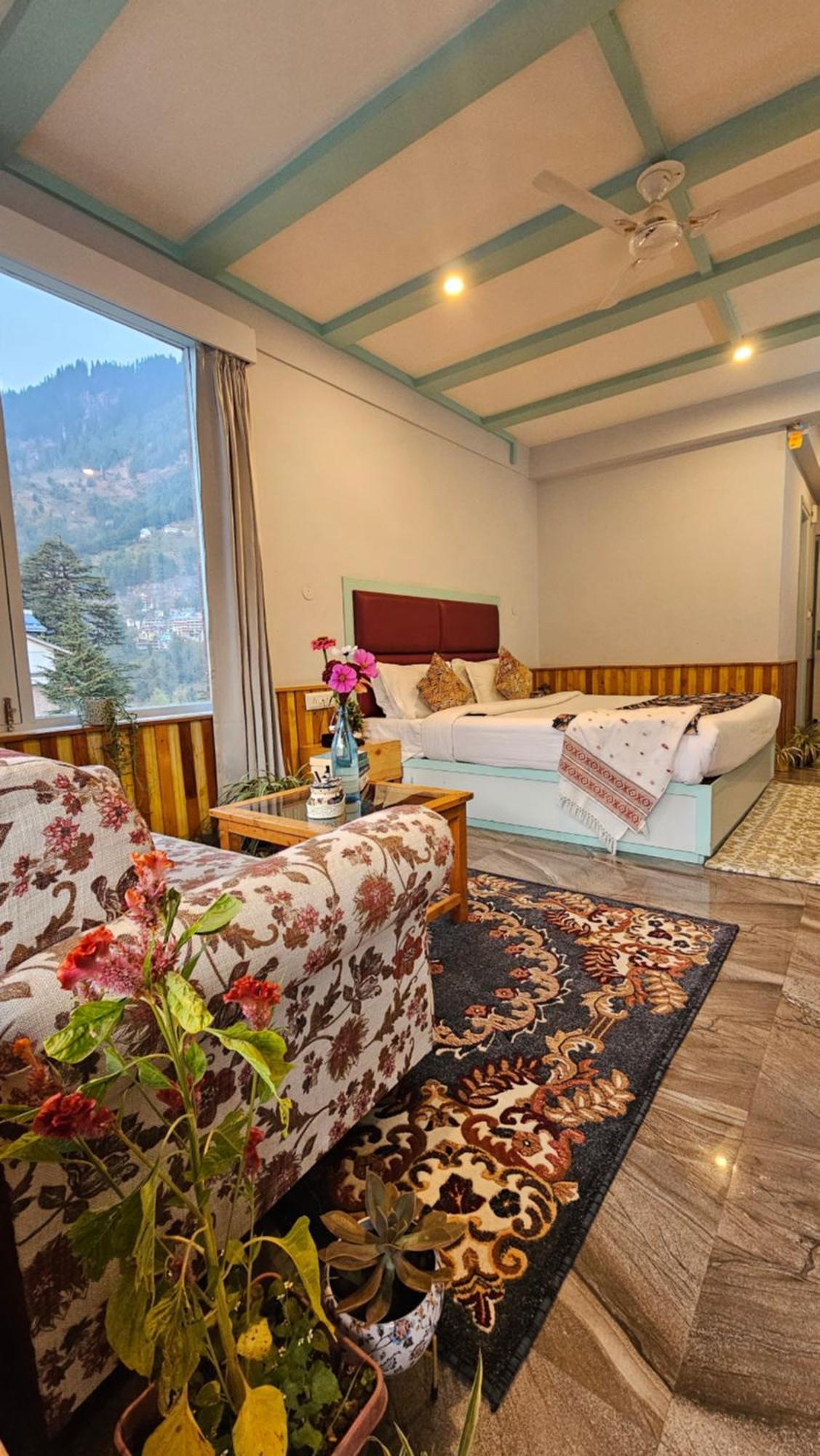 Hotel Apple Flower Manāli Dış mekan fotoğraf