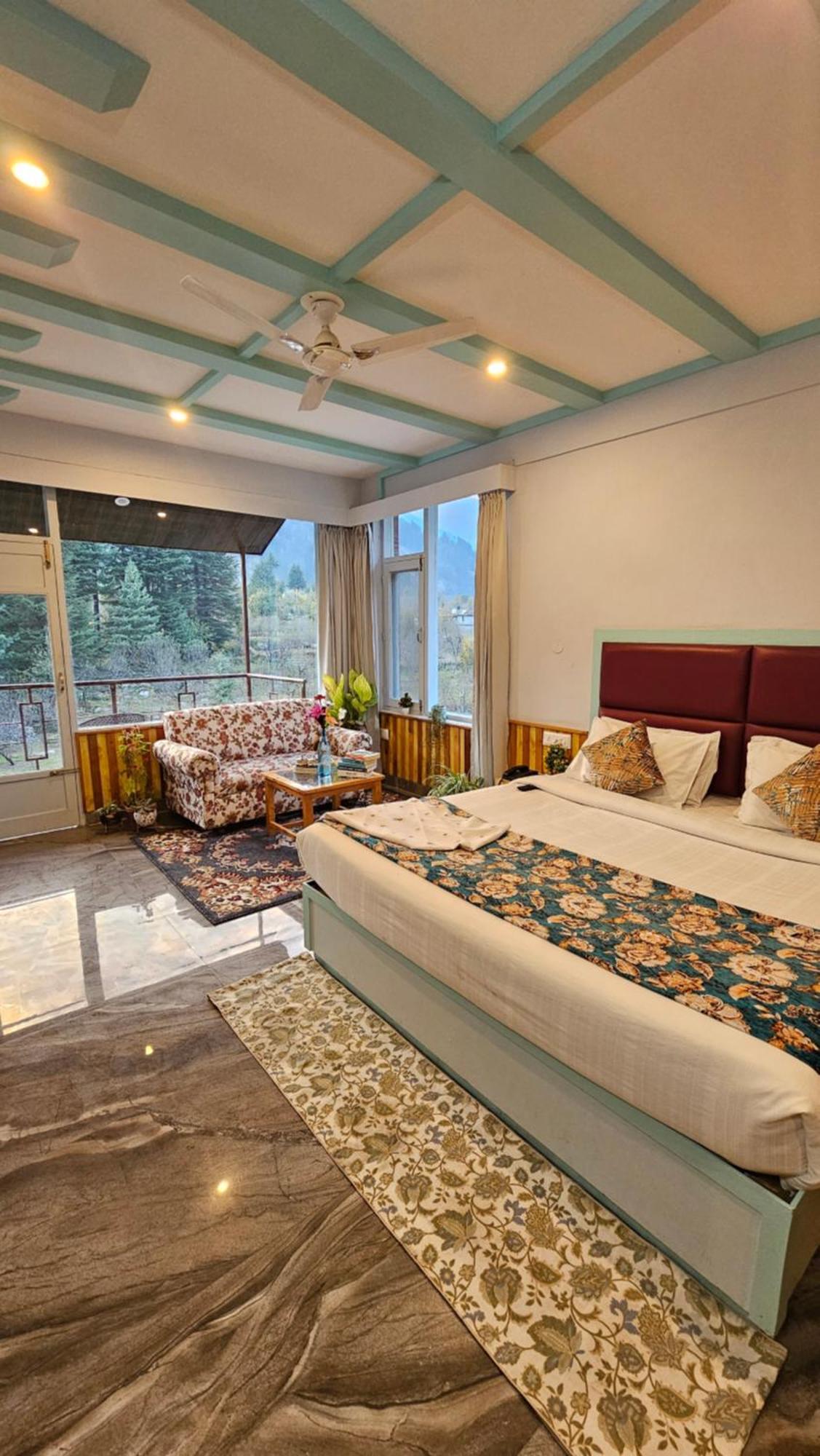 Hotel Apple Flower Manāli Dış mekan fotoğraf