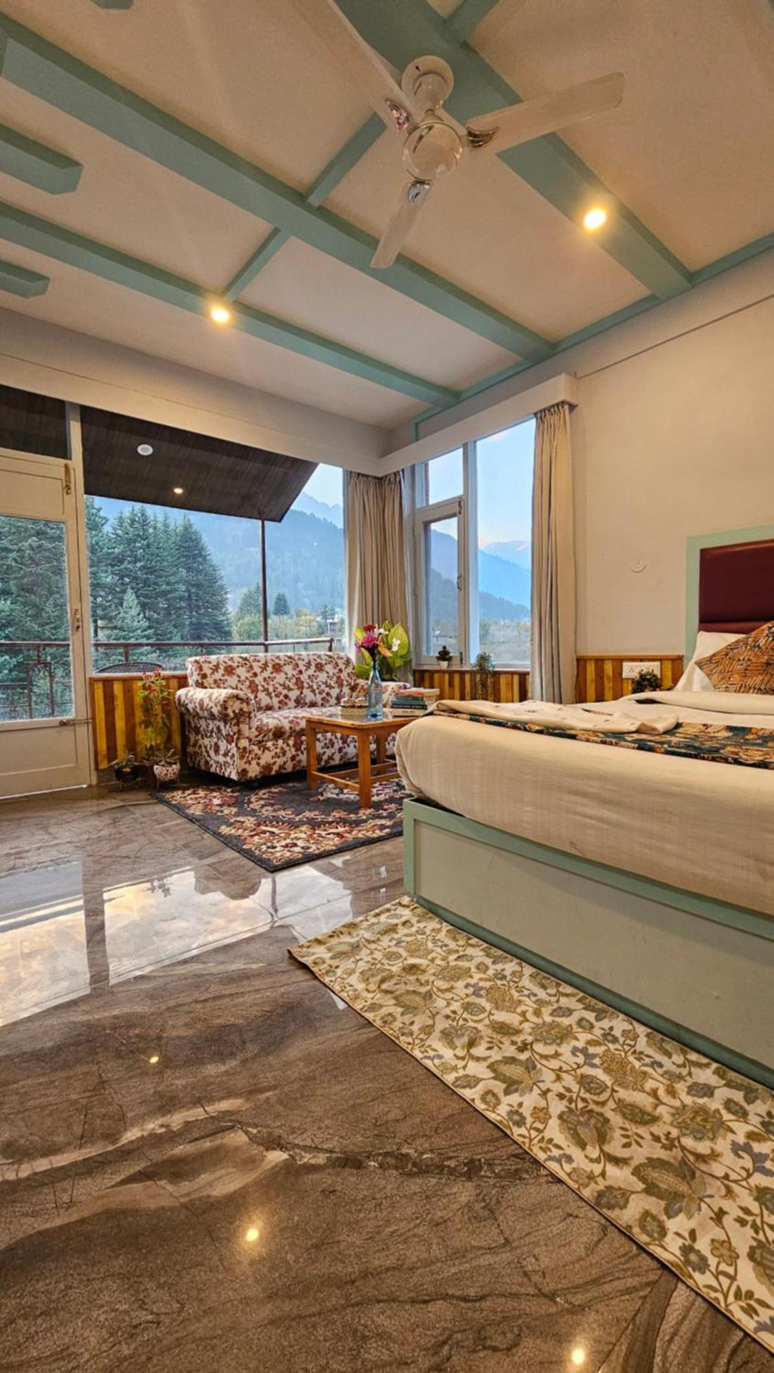 Hotel Apple Flower Manāli Dış mekan fotoğraf